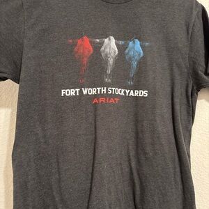 Ariat Gray Short Sleeve Tee with Graphic Design